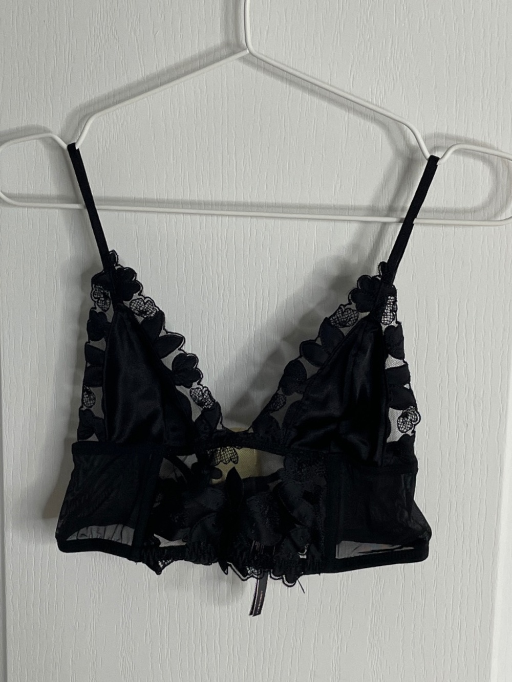 Victoria Secret Black Detailed Lace Bralette - Size Small